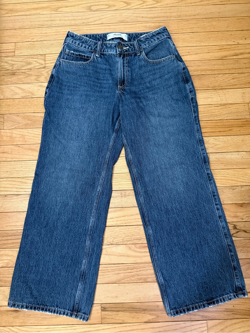 Hollister Curvy Mid-Rise Baggy Jeans W27 Short